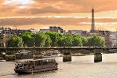 picture of france  - Cruise ship on the Seine river in Paris - JPG 