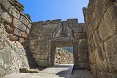 picture of gate  - Lion Gate at Mycenae Greece  - JPG 