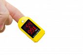 picture of pulse  - pulse oximeter on a mans finger used for asthma - JPG 